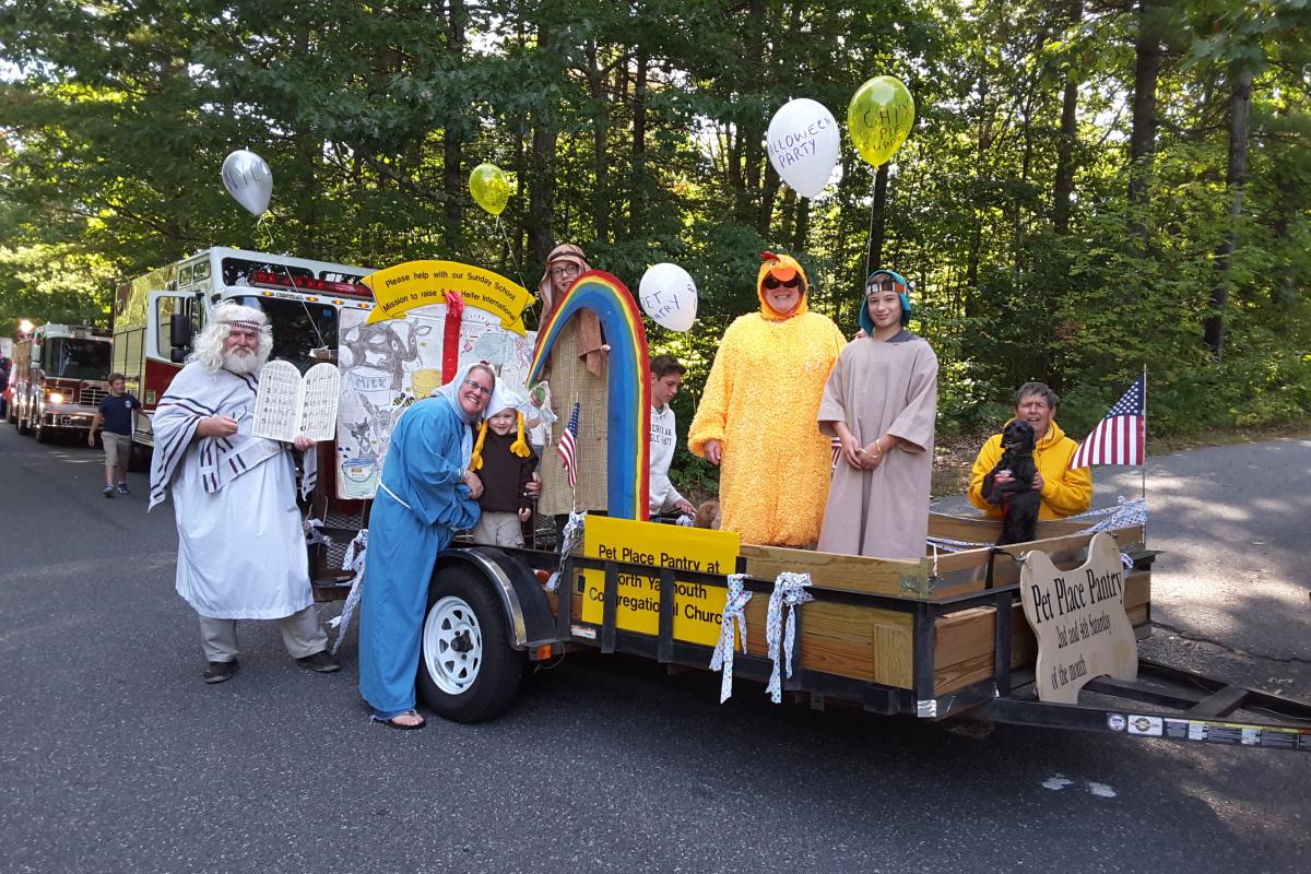 North Yarmouth Congregational Church Members Float